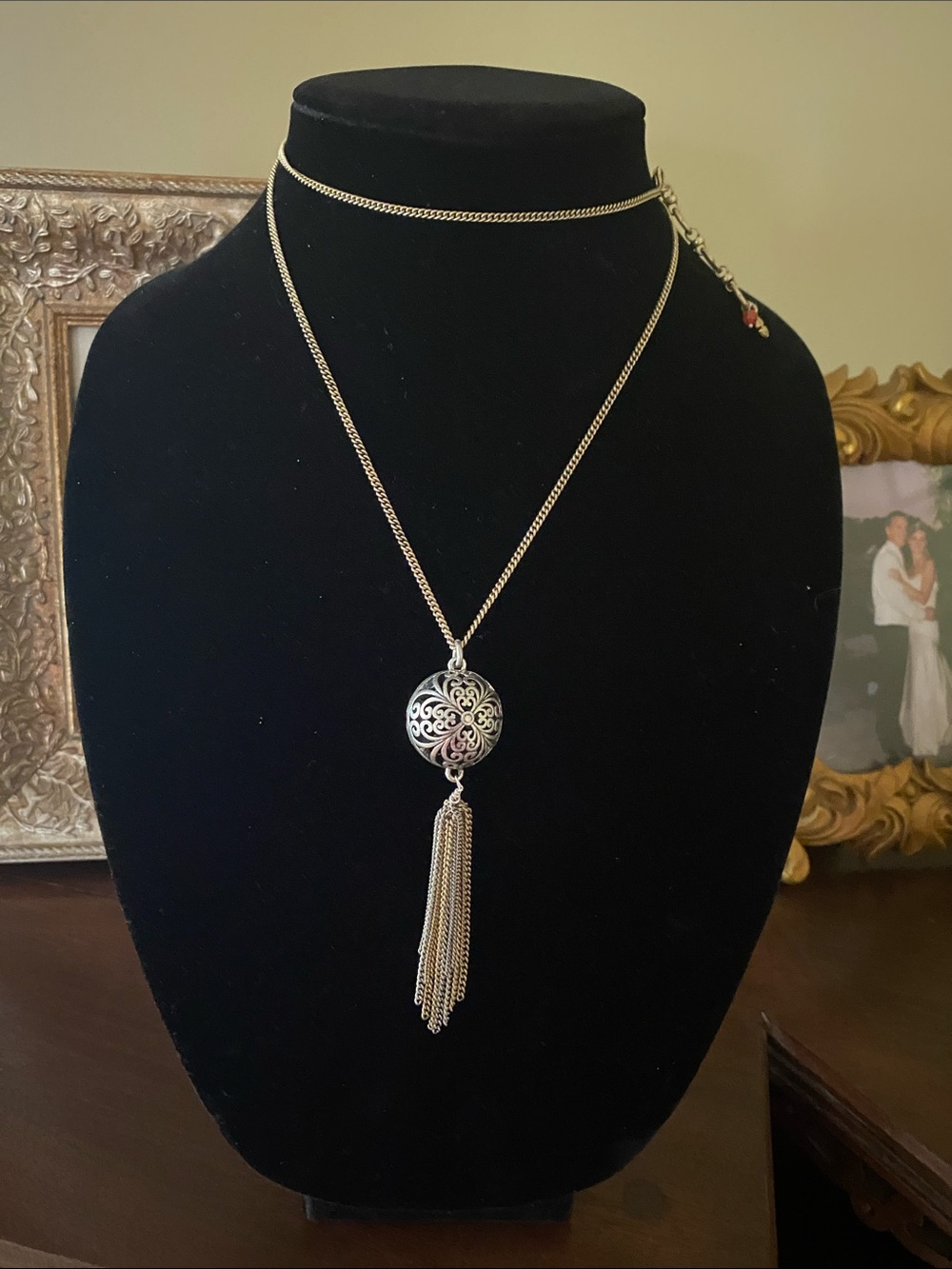 LUCKY Long Necklace